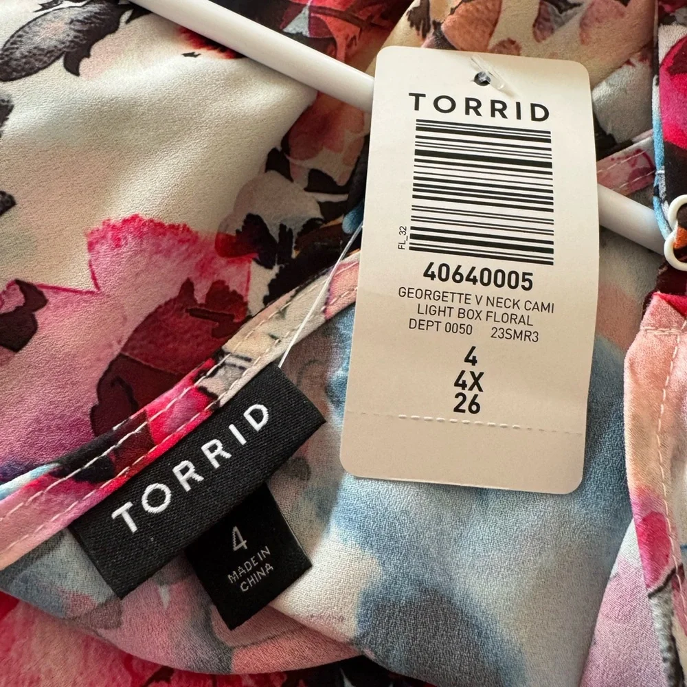 Torrid Womens 4X Light Box Floral Georgette V-Neck Cami Sleeveless Top N…